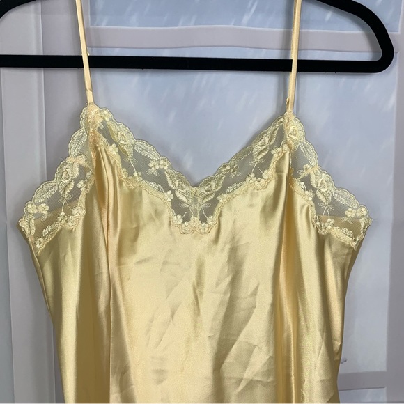 Vintage 90’s Victoria Secret Yellow Lace Lingerie Nightie Slit Night Gown Slip - Picture 2 of 9